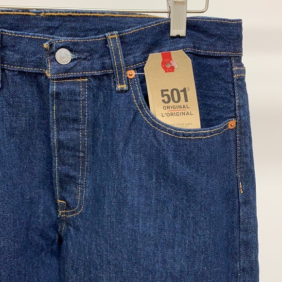Men’s Levis 501 Jeans - Picture 2 of 4